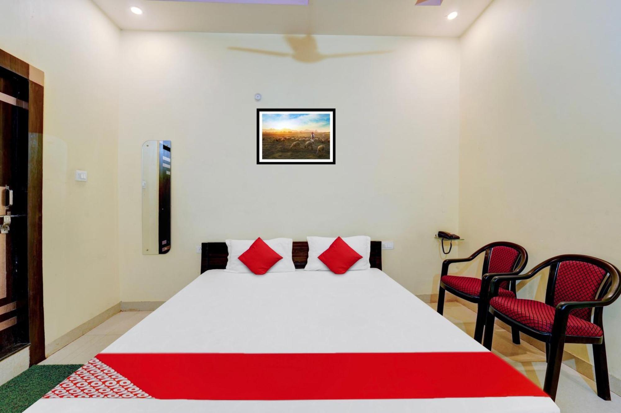 Oyo Flagship Hotel Centre Point Chhapra Exterior photo