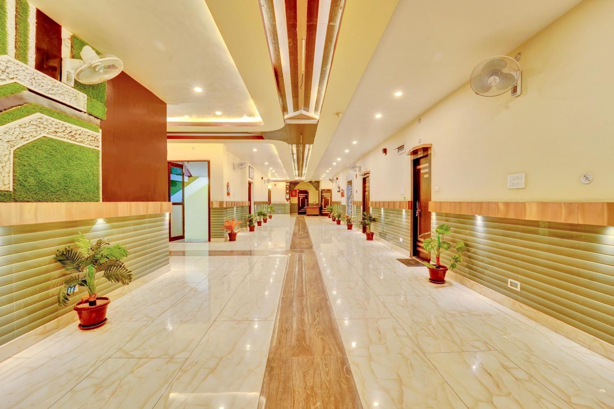 Oyo Flagship Hotel Centre Point Chhapra Exterior photo