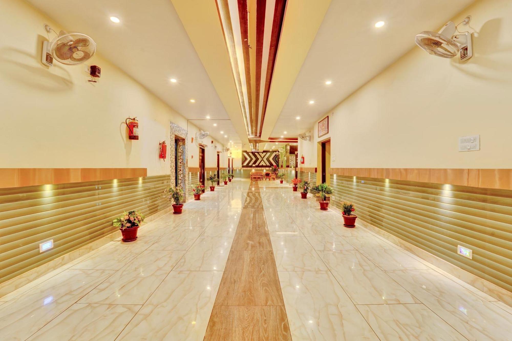Oyo Flagship Hotel Centre Point Chhapra Exterior photo